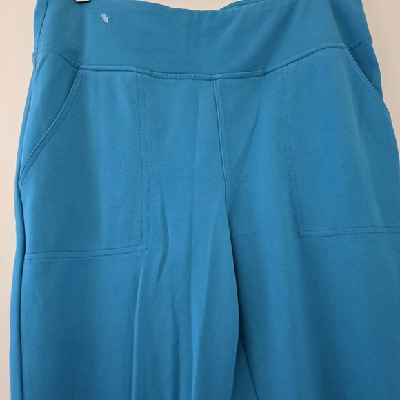 Jaanuu Women's Vibrant Blue Cropped Pants - Picture 2 of 11